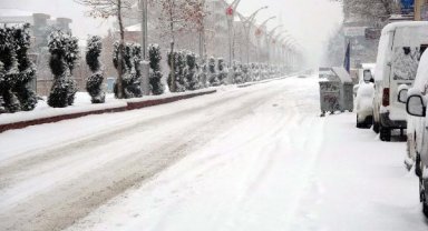 Van'da 272 yerleşim yerinin yolu ulaşıma kapalı