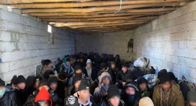 Van'da Afgan 60 kaçak göçmen ile 1 organizatör yakalandı