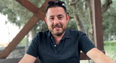 Vatani görevini yaparken depremde ölen acil tıp teknisyeni, toprağa verildi
