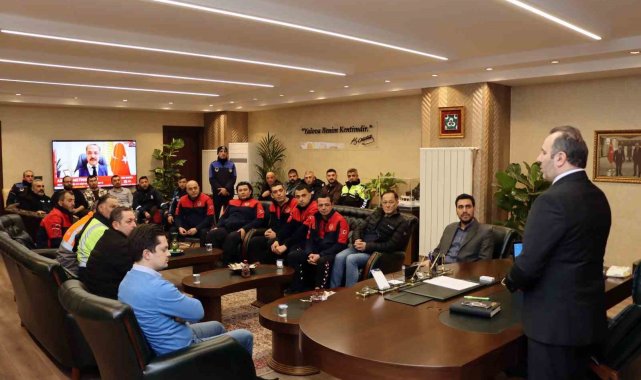 Yalova Belediyesi'nin ilk arama kurtarma ekibi geri döndü