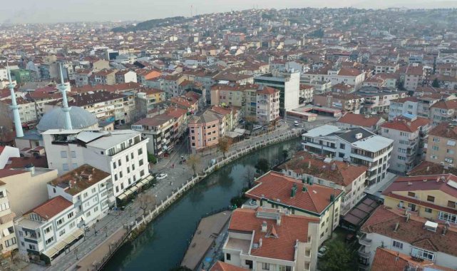 Yalova nüfusu 296 bin 333 oldu