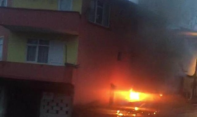 Yanmış cesedi bulunmuştu; park halindeki araçta 'sigara' detayı