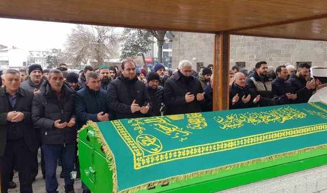 Yaylalı gözyaşı ve dualarla uğurlandı