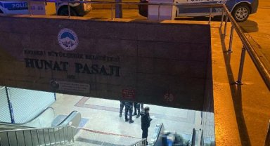 Yürüyen merdivenden düşüp öldü