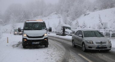 Zonguldak'ta kar yağışı kazalara neden oldu
