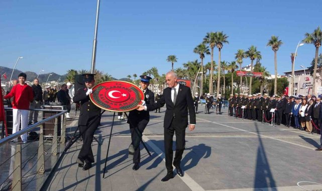 18 Mart Şehitler Günü programı Marmaris'te çelenk sunma töreni ile başladı