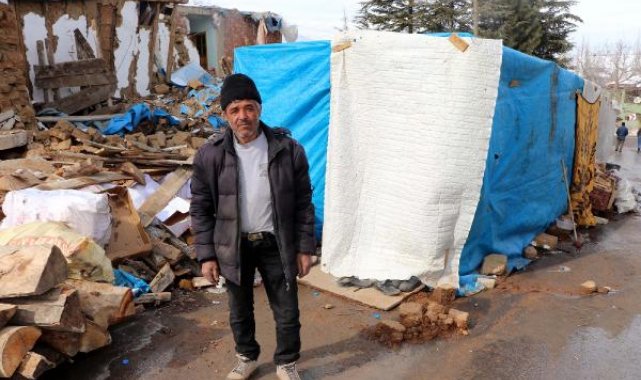 2 çocuk babası depremzede: Her taraf çatladı ve yarıldı