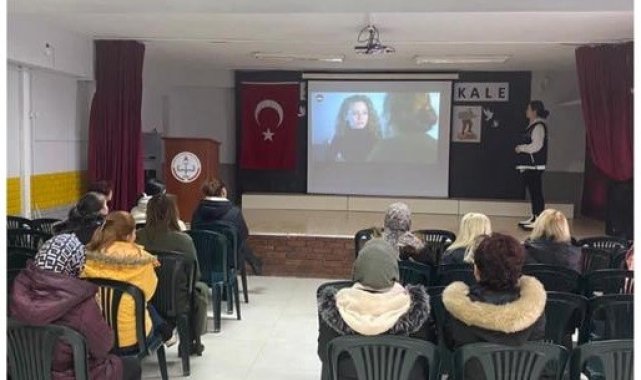 'En İyi Narkotik Polisi Anne' eğitimine katıldılar