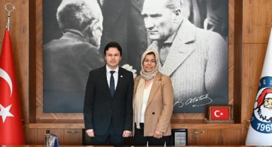 'Gülsüm Cengiz' gelinler, belediye başkanlığı için yarıştı
