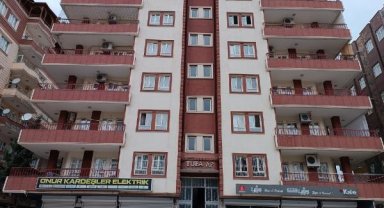 4 çocuk annesi, evinde bıçaklanarak öldürüldü