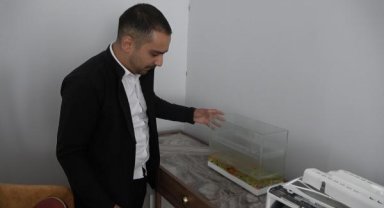 44 gün sonra girdiği hasarlı evinde balıklarını canlı buldu