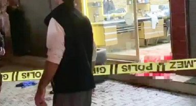 Adana'da berber ve kardeşi, silahlı saldırıda ağır yaralandı