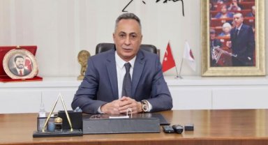 Ağrı Belediye Başkanı, AK Parti'li Metin Karadoğan oldu