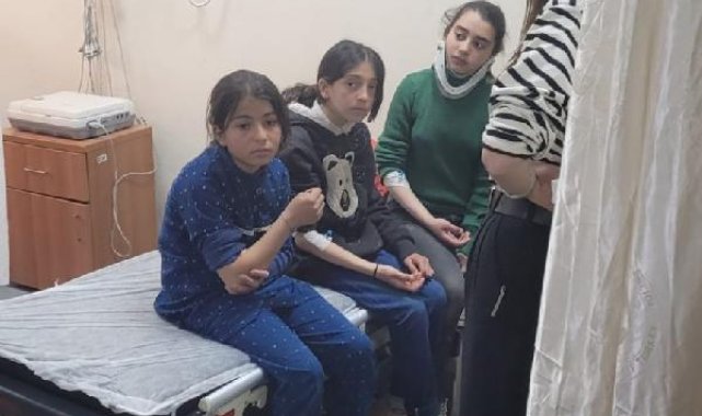 Ağrı'da fırtınada ağaç devrildi: 7 öğrenci yaralandı