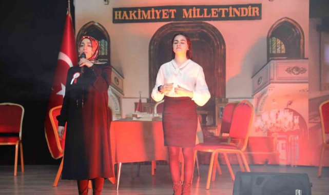 Ağrı'da İstiklal Marşı'nın kabulü ve Mehmet Akif Ersoy'u Anma Günü kutlandı