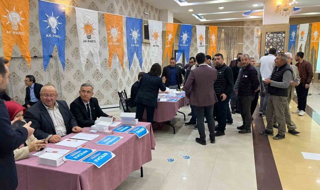 AK Parti'de temayül yoklaması başladı