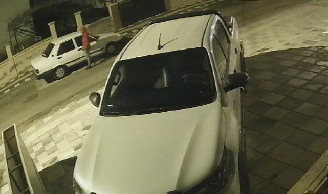 Aksaray'da aynı gece çalınan 2 otomobil, Nevşehir ve Antalya'da bulundu