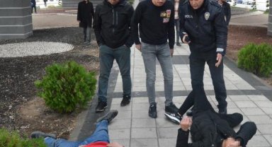 Aksaray'da çıkan bıçaklı kavgada 4 lise öğrencisi yaralandı