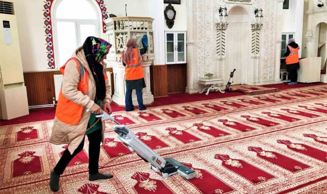 Altınordu'da camiler Ramazan ayına hazırlanıyor
