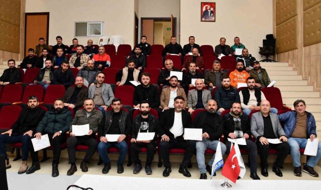 Altınova Belediyesi'nden deprem kahramanlarına teşekkür belgesi