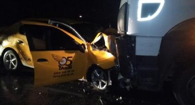 Amasya'da TIR'la çarpışan taksinin şoförü öldü, 4 yolcu yaralı
