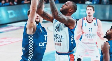Anadolu Efes - Büyükçekmece Basketbol: 97-98