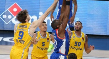 Anadolu Efes - Macabi Tel Aviv: 64-86