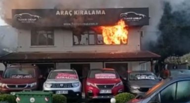 Araç kiralama şirketinde çıkan yangın otomobillere sıçramadan söndürüldü