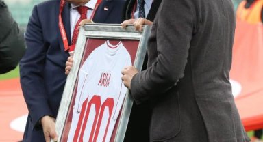 Arda Turan: Turnuvaya gideceğimize sonuna kadar inanıyorum