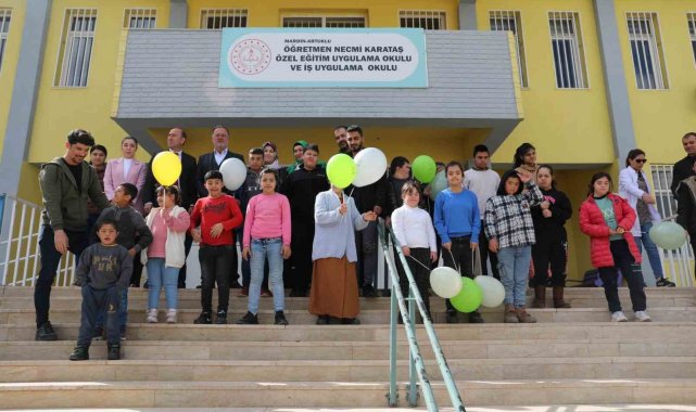 Artuklu Belediye Başkanı Tatlıdede özel gereksinimli öğrencilerle buluştu