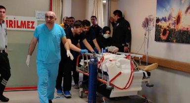 Atölyede kesim yaptığı testerenin bıçağı yerinden çıktı, boynundan ağır yaralandı