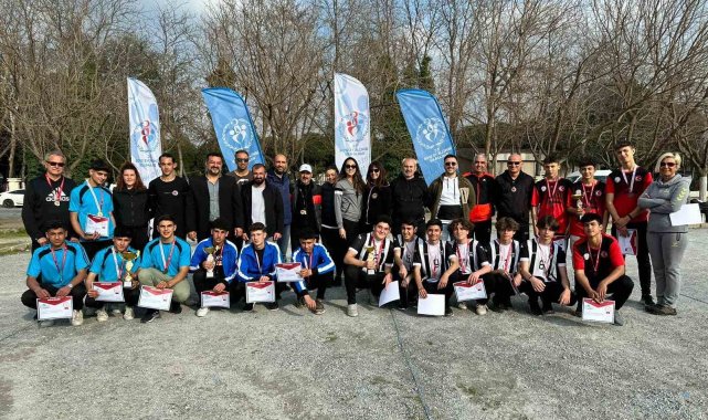 Aydın'da gençler Bocce'de ter döktü
