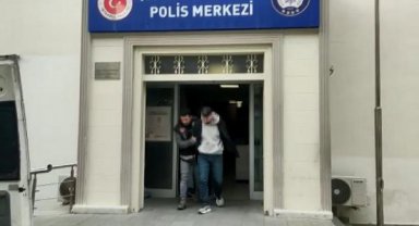 Bağcılar'da yasa dışı silah ticareti yapan 2 şüpheli Esenler'de yakalandı 