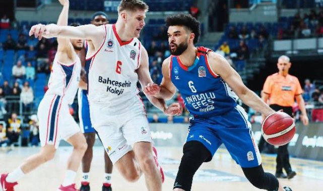 Bahçeşehir Koleji - Anadolu Efes: 62-73