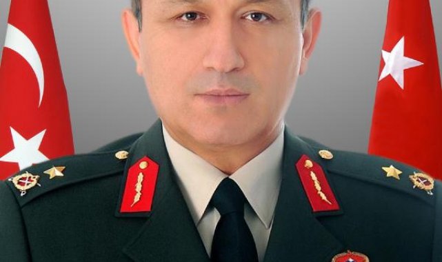 Bakan Akar'ın Özel Kalem Müdürü, milletvekili aday adaylığı için emekli oldu