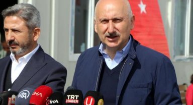 Bakan Karaismailoğlu: 3 bin 495 seferle 611 bin vatandaşımız deprem bölgelerinden tahliye edildi