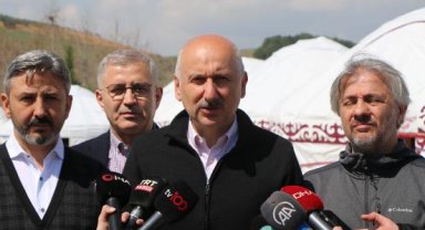 Bakan Karaismailoğlu: Şehirlerimizi yeniden inşa ediyoruz