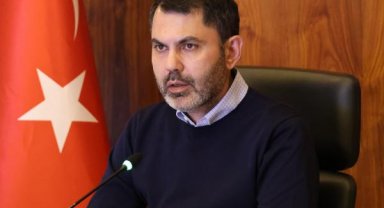 Bakan Kurum, kalıcı konutların inşası için bilim insanları ve müteahhitlerle görüştü