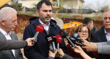 Bakan Kurum: Yarın 11 ilde 17 bin 902 konutun temelini atacağız