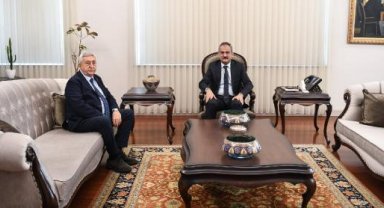 Bakan Özer: Deprem bölgesindeki 4 ilin okul kantincilerinden kira alınmayacak