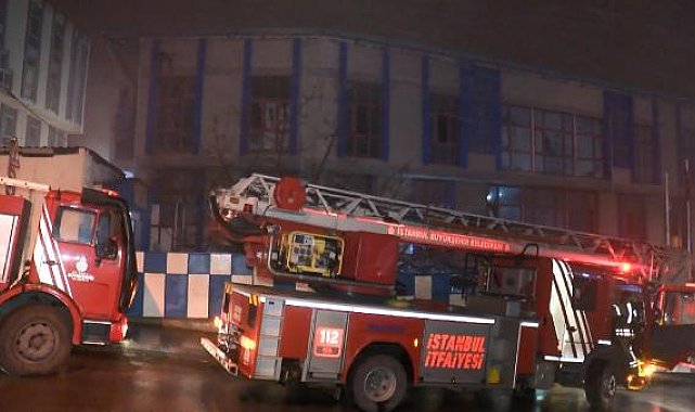 Başakşehir'de kalem fabrikasında yangın