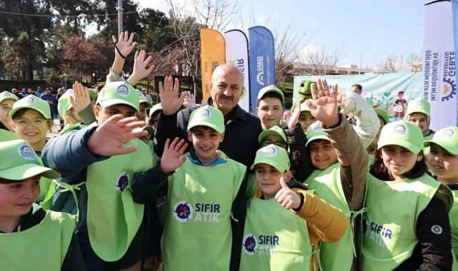 Başkan Büyükgöz: "Çöplerimizi ayrıştırarak geri dönüşüme kazandırmalıyız"