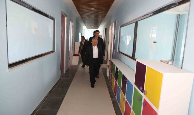 Başkan Büyükkılıç, Çocuk Kütüphanesi Ve Müzik Okulu Projesi'ni inceledi