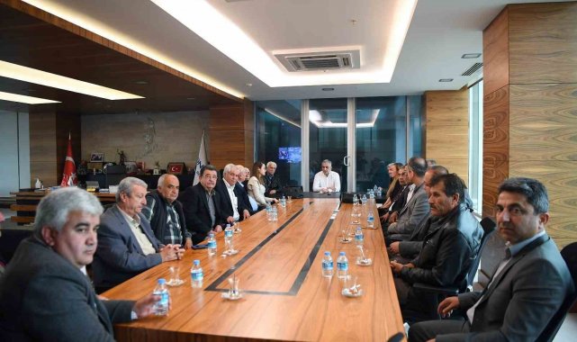 Başkan Esen muhtarları dinledi