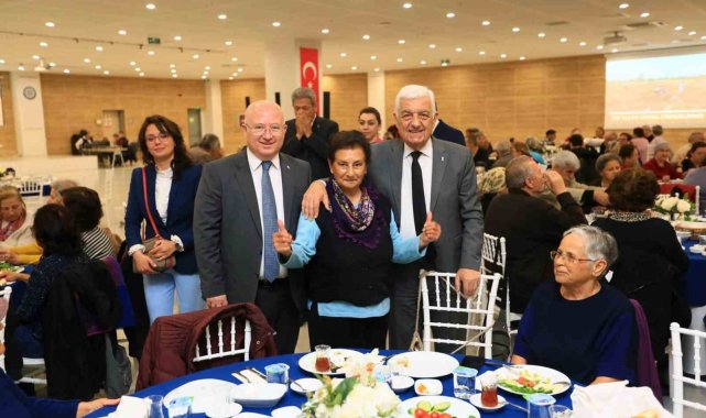 Başkan Gürün; "Yaşlılarımızın sağlık ve sosyal ihtiyaçlarını karşılıyoruz"