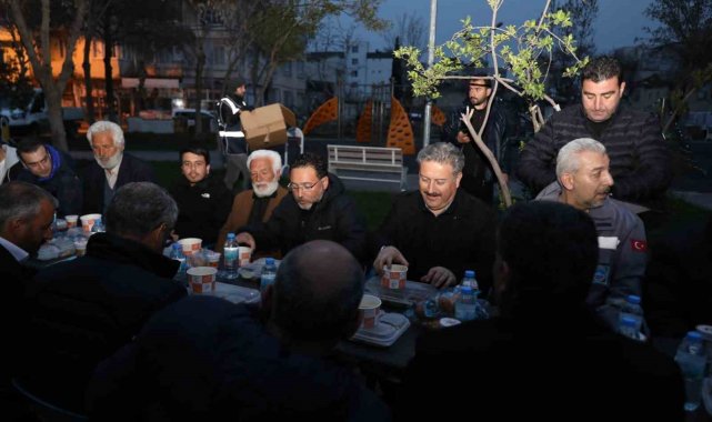 Başkan Palancıoğlu, Adıyaman'da depremzedelerle iftar sofrasında buluştu