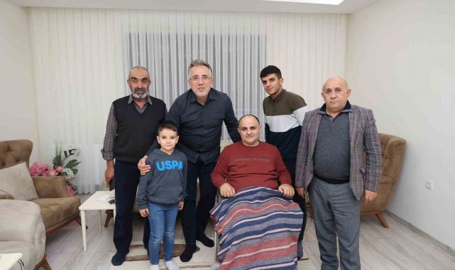 Başkan Savran ev ziyaretlerine devam ediyor