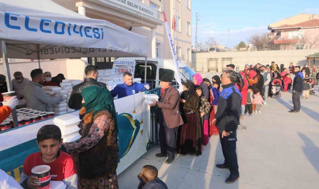 Başkan Yıldızkaya, gönül sofralarında vatandaşlarla buluşmaya devam ediyor