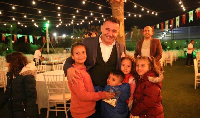 Başkan Yücel belediye personeli ile iftarda buluştu