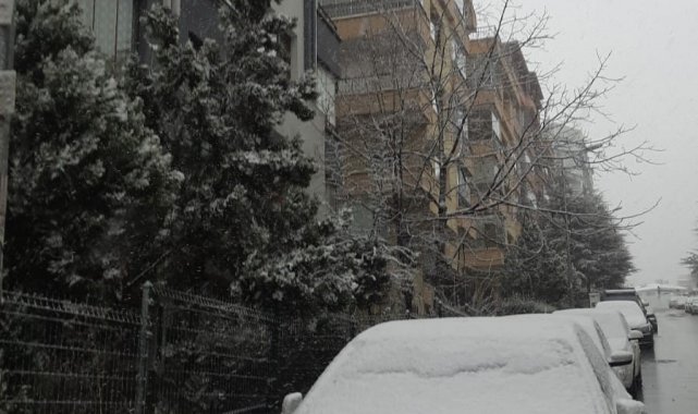Başkentte kar yağışı başladı